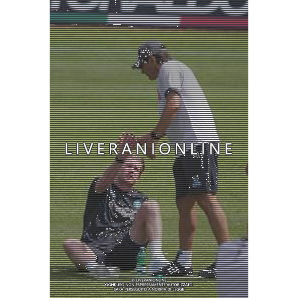 NAPOLI ALLENAMENTO RITIRO PRECAMPIONATO DIMARO 18.07.2025 NELLA FOTO: ANTONIO CONTE, Kevin De Bruyne FOTO MOSCA/AG. ALDO LIVERANI- AGENZIA ALDO LIVERANI SAS