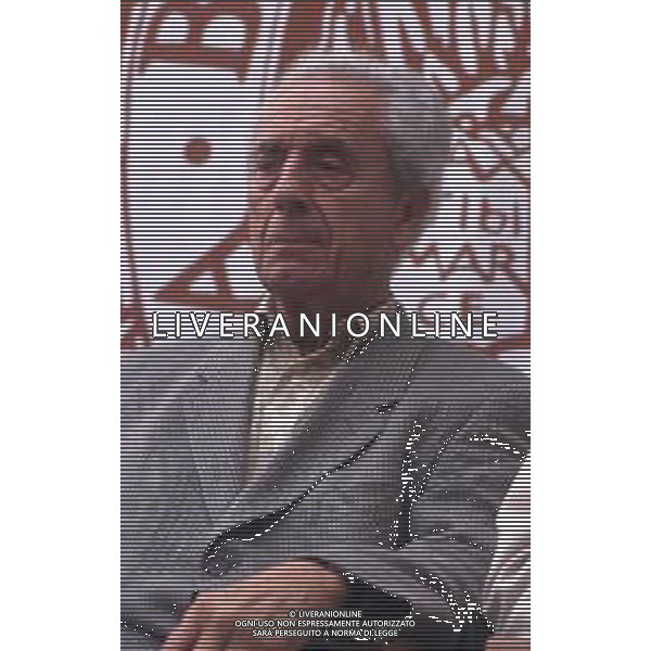 DIAP-RETROSPETTIVA MICHELANGELO ANTOGNONI REGISTA NELLA FOTO MICHELANGELO ANTONIONI A VENEZIA NELL\'ANNO 1995 AG ALDO LIVERANI SAS