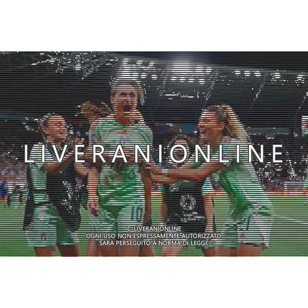 TVEM July 16, 2025 Geneva, Switzerland - Norway vs Italy - Women\'s UEFA Euro 2025 - Stade de Geneve. In the pic: Cristiana Girelli of Italy celebrates after scoring a goal with teammates ©TVEM Emmanuele Mastrodonato - AGENZIA ALDO LIVERANI SAS