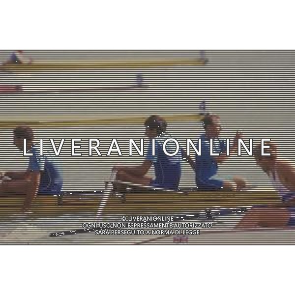 DIAP-RETROSPETTIVA GIUSEPPE DI CAPUA CANOA NELLA FOTO GIUSEPPE DI CAPUA CON I FRATELLI ABBAGNALE ALLE OLIMPIADI DI SEUL NELL\'ANNO 1988 AG ALDO LIVERANI SAS