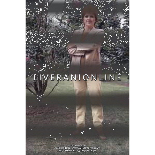 DIAP-RETROSPETTIVA ORIETTA BERTI CANTANTE NELLA FOTO ORIETTA BERTI NELL\'ANNO 1981 FOTO ENRICO LIVERANI-AG ALDO LIVERANI SAS 
