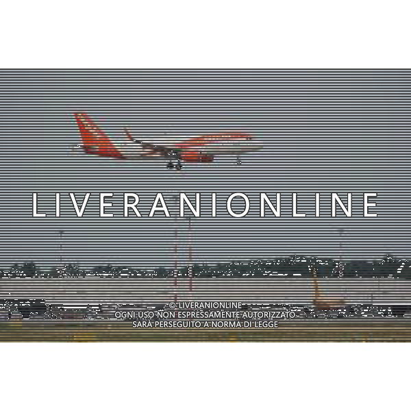 TVRCOR Aerei in partenza e in arrivo all’Aeroporto di Milano Malpensa (Ferno VA) 19-07-2025 Nella foto aereo easyJet foto Roberta Corradin/ag. Aldo Liverani sas/AGENZIA ALDO LIVERANI SAS