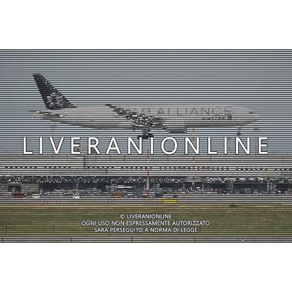 TVRCOR Aerei in partenza e in arrivo all’Aeroporto di Milano Malpensa (Ferno VA) 19-07-2025 Nella foto Star Alliance foto Roberta Corradin/ag. Aldo Liverani sas/AGENZIA ALDO LIVERANI SAS