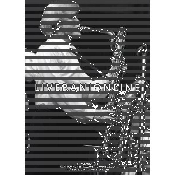 NEG-RETROSPETTIVA GERRY MULLIGAN JAZZ NELLA FOTO GERRY MULLIGAN A TORINO NELL\'ANNO 1982 AG ALDO LIVERANI SAS