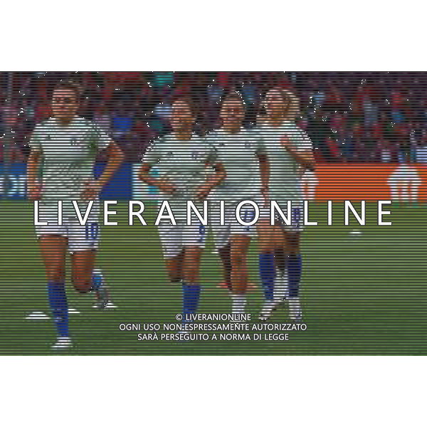 TVEM July 07, 2025 Geneva, Switzerland - Portugal vs Italy - Women\'s UEFA Euro 2025 - Stade de Geneve. In the pic: Cristiana Girelli, Manuela Giugliano, Lisa Boattin and Emma Severini of Italy warms up foto emmanuele mastrodonato-ag aldo liverani sas
