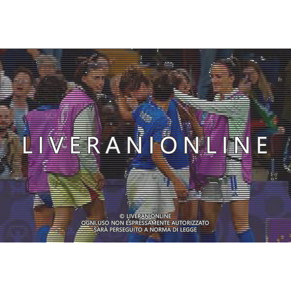 TVEM July 07, 2025 Geneva, Switzerland - Portugal vs Italy - Women\'s UEFA Euro 2025 - Stade de Geneve. In the pic: Cristiana Girelli of Italy celebrates after scoring a goal with teammates foto emmanuele mastrodonato-ag aldo liverani sas