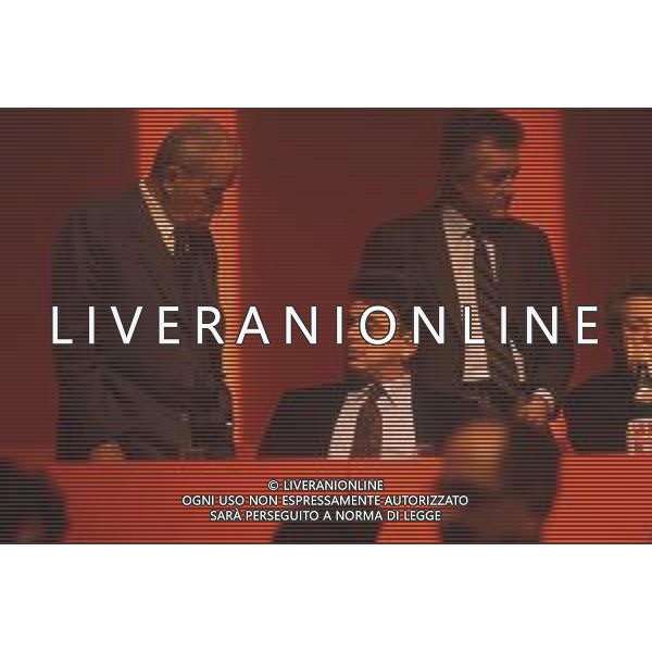 DIAP-RETROSPETTIVA ACHILLE OCCHETTO POLITICO NELLA FOTO ACHILLE OCCHETTO AL CONGRESSO DEL PARTITO COMUNISTA ITALIANO A BOLOGNA IL GIORNO 07-03-1990 CON PIETRO INGRAO AG ALDO LIVERANI SAS