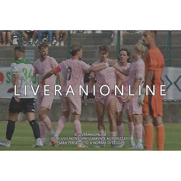 Chatillon (Ao) 20.07.2025 Stadio Brunod @Manuela Viganti /Ag. Aldo Liverani sas Amichevole Pre Campionato Serie B Palermo Fc vs Fc Paradiso Stagione2025/2026 Nella foto: esultanza palermo ©VIGANTI - AGENZIA ALDO LIVERANI SAS