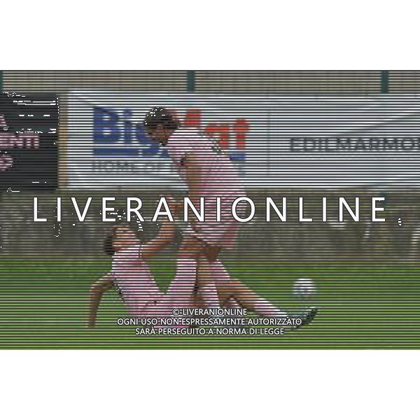 Chatillon (Ao) 20.07.2025 Stadio Brunod @Manuela Viganti /Ag. Aldo Liverani sas Amichevole Pre Campionato Serie B Palermo Fc vs Fc Paradiso Stagione2025/2026 Nella foto: esultanza aljosa vasic e pietro ceccaroni dopo il gol ©VIGANTI - AGENZIA ALDO LIVERANI SAS