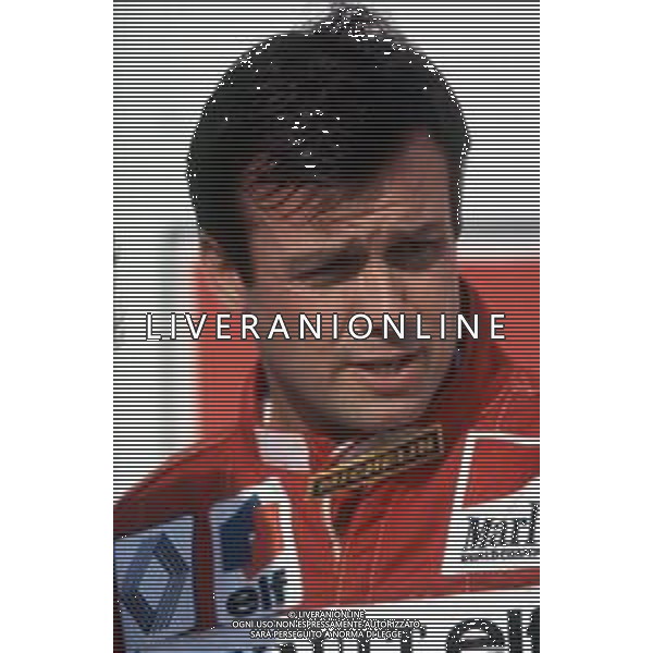 DIAP-RETROSPETTIVA PATRICK TAMBAY PILOTA F1 NELLA FOTO PATRICK TAMBAY NELL\'ANNO 1983 AG ALDO LIVERANI SAS