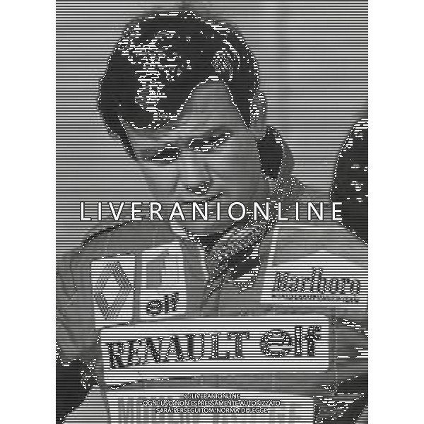ST-RETROSPETTIVA PATRICK TAMBAY PILOTA F1 NELLA FOTO PATRICK TAMBAY NELL\'ANNO 1984 AG ALDO LIVERANI SAS