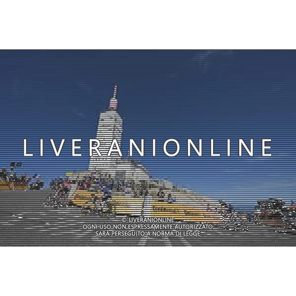 22-07-2025 Tour De France; Tappa 16 Montpellier - Le Mont Ventoux; 2025, Ef Education - Easypost; 2025, Soudal - Quick Step; 2025, Bahrain - Victorious; Healy, Ben; Paret Peintre, Valentin; Buitrago Sanchez, Santiago; Le Mont Ventoux; ©SIROTTI - AGENZIA ALDO LIVERANI SAS