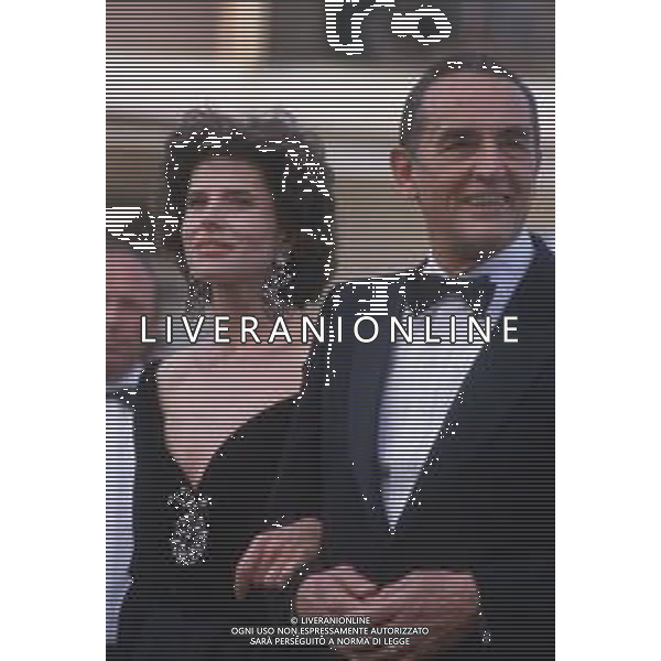 DIAP-RETROSPETTIVA VITTORIO GASSMAN ATTORE NELLA FOTO VITTORIO GASSMAN A CANNES NELL\'ANNO 1987 CON FANNY ARDANT AG ALDO LIVERANI SAS