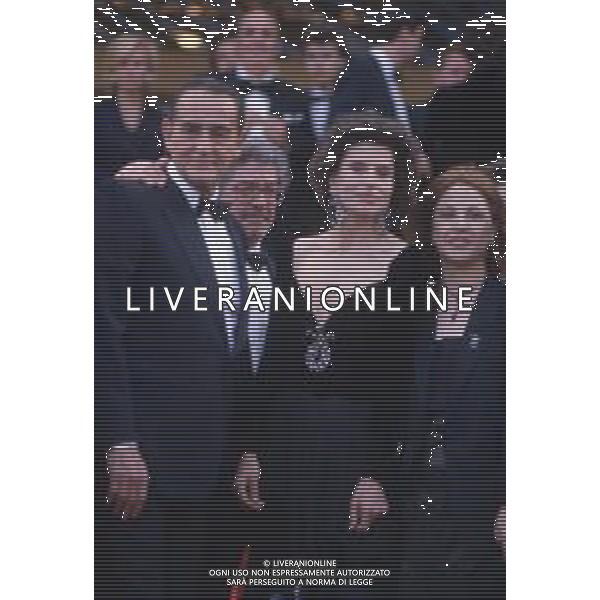 DIAP-RETROSPETTIVA VITTORIO GASSMAN ATTORE NELLA FOTO VITTORIO GASSMAN A CANNES NELL\'ANNO 1987 CON ETTORE SCOLA-OTTAVIA PICCOLO E FANNY ARDANT AG ALDO LIVERANI SAS