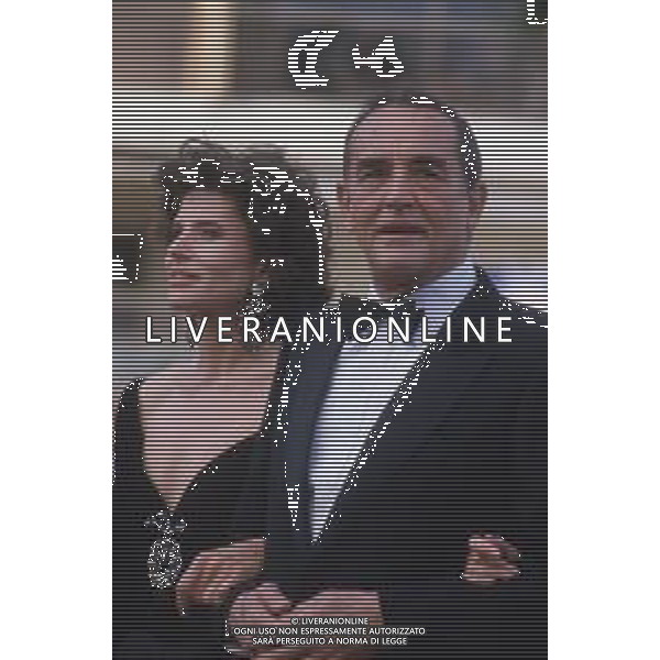 DIAP-RETROSPETTIVA VITTORIO GASSMAN ATTORE NELLA FOTO VITTORIO GASSMAN A CANNES NELL\'ANNO 1987 CON FANNY ARDANT AG ALDO LIVERANI SAS