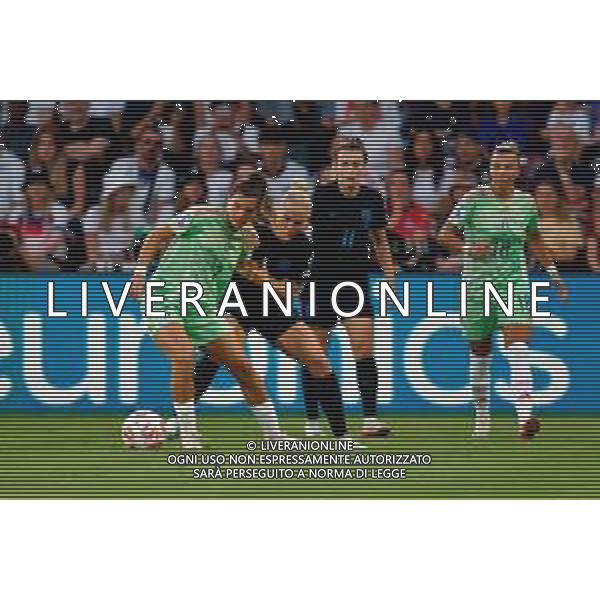 TVEM July 22, 2025 Geneva, Switzerland - England vs Italy - Women\'s UEFA Euro 2025 - Stade de Geneve. In the pic: Sofia Cantore of Italy in action against Alex Greenwood of England ©TVEM Emmanuele Mastrodonato - AGENZIA ALDO LIVERANI SAS