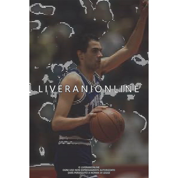 DIAP-RETROSPETTIVA ROBERTO BRUNAMONTI BASKET NELLA FOTO ROBERTO BRUNAMONTI CON LA MAGLIA DELLA NAZIONALE ITALIANA AG ALDO LIVERANI SAS