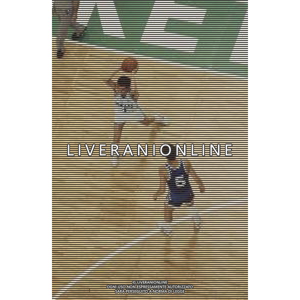 DIAP-RETROSPETTIVA ROBERTO BRUNAMONTI BASKET NELLA FOTO ROBERTO BRUNAMONTI CON LA MAGLIA DELLA NAZIONALE ITALIANA AG ALDO LIVERANI SAS