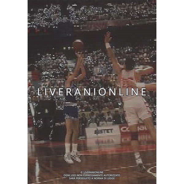 DIAP-RETROSPETTIVA ROBERTO BRUNAMONTI BASKET NELLA FOTO ROBERTO BRUNAMONTI CON LA MAGLIA DELLA NAZIONALE ITALIANA AG ALDO LIVERANI SAS