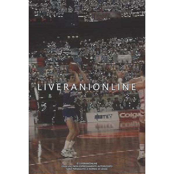 DIAP-RETROSPETTIVA ROBERTO BRUNAMONTI BASKET NELLA FOTO ROBERTO BRUNAMONTI CON LA MAGLIA DELLA NAZIONALE ITALIANA AG ALDO LIVERANI SAS