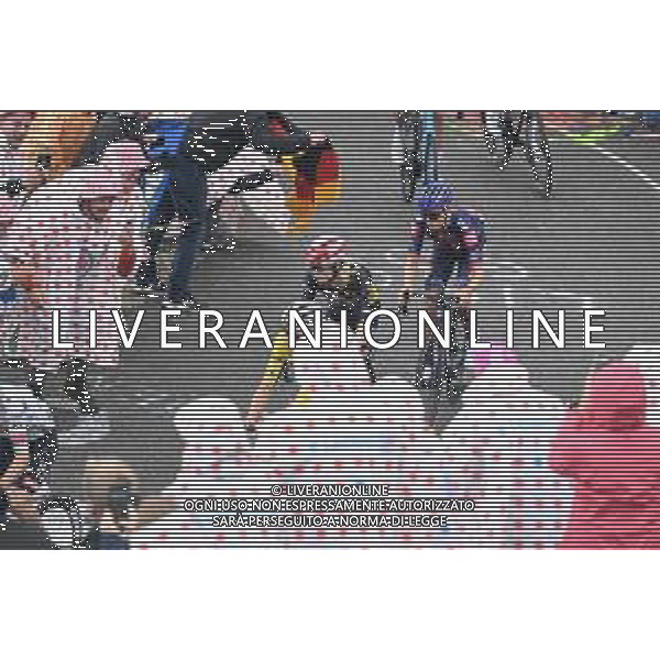 24-07-2025 Tour De France; Tappa 18 Vif - Col De La Loze; 2025, Visma - Lease A Bike; 2025, Picnic - Postnl; Vingegaard, Jonas; Onley, Edgar Oscar; Col De La Loze; ©SIROTTI - AGENZIA ALDO LIVERANI SAS