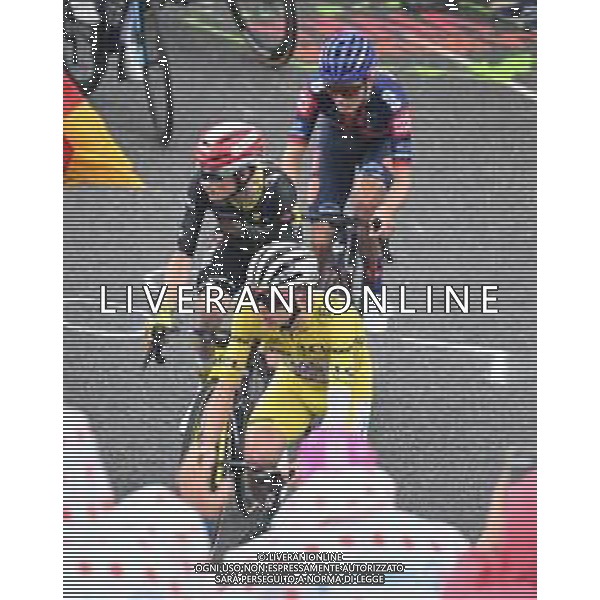 24-07-2025 Tour De France; Tappa 18 Vif - Col De La Loze; 2025, Uae Team Emirates - Xrg; 2025, Visma - Lease A Bike; 2025, Picnic - Postnl; Pogacar, Tadej; Vingegaard, Jonas; Onley, Edgar Oscar; Col De La Loze; ©SIROTTI - AGENZIA ALDO LIVERANI SAS