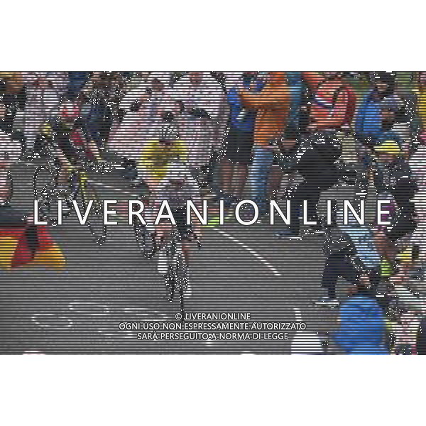 24-07-2025 Tour De France; Tappa 18 Vif - Col De La Loze; 2025, Uae Team Emirates - Xrg; 2025, Visma - Lease A Bike; Yates, Adam; Pogacar, Tadej; Vingegaard, Jonas; Col De La Loze; ©SIROTTI - AGENZIA ALDO LIVERANI SAS