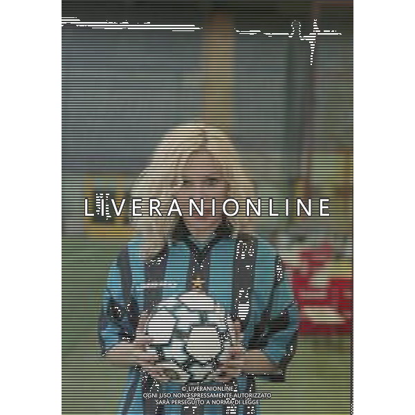 NEG COL-RETROSPETTIVA IVANA SPAGNA CANTANTE NELLA FOTO IVANA SPAGNA ALLO STADIO GIUSEPPE MEAZZA DI MILANO IL GIORNO 26-03-1998 FOTO ENRICO LIVERANI-AG ALDO LIVERANI SAS