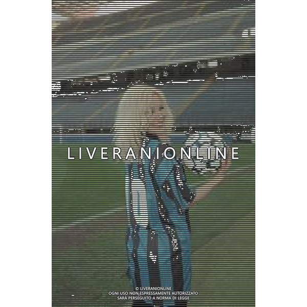 NEG COL-RETROSPETTIVA IVANA SPAGNA CANTANTE NELLA FOTO IVANA SPAGNA ALLO STADIO GIUSEPPE MEAZZA DI MILANO IL GIORNO 26-03-1998 FOTO ENRICO LIVERANI-AG ALDO LIVERANI SAS