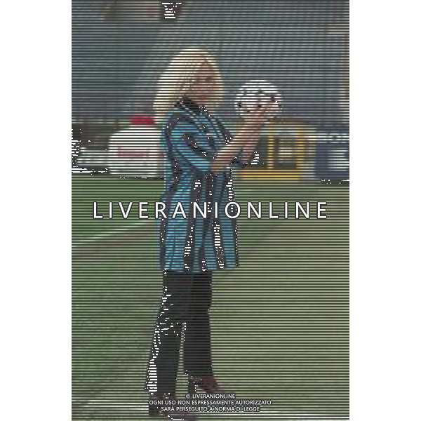 NEG COL-RETROSPETTIVA IVANA SPAGNA CANTANTE NELLA FOTO IVANA SPAGNA ALLO STADIO GIUSEPPE MEAZZA DI MILANO IL GIORNO 26-03-1998 FOTO ENRICO LIVERANI-AG ALDO LIVERANI SAS