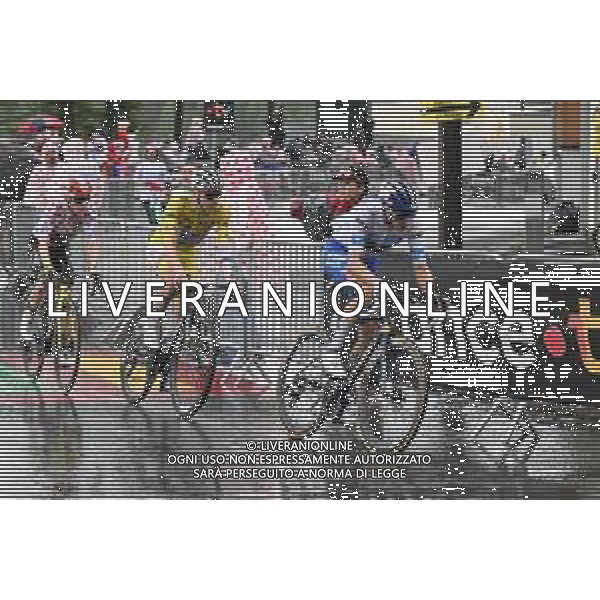25-07-2025 Tour De France; Tappa 19 Albertville - La Plagne; 2025, Red Bull - Bora Hansgrohe; 2025, Uae Team Emirates - Xrg; 2025, Visma - Lease A Bike; Lipowitz, Florian; Pogacar, Tadej; Vingegaard, Jonas; La Plagne; ©SIROTTI - AGENZIA ALDO LIVERANI SAS