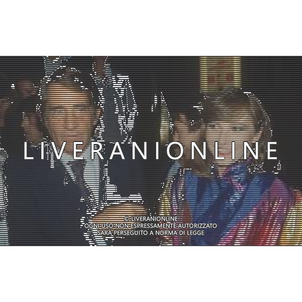 DIAP-RETROSPETTIVA WALTER CHIARI ATTORE NELLA FOTO WALTER CHIARI CON IVANA MONTI A MILANO NELL\'ANNO 1982 AG ALDO LIVERANI SAS