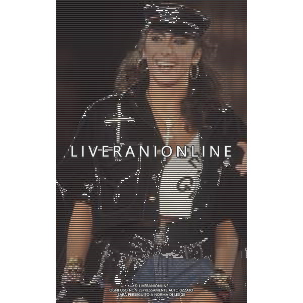DIAP-RETROSPETTIVA SABRINA SALERNO CANTANTE E ATTRICE NELLA FOTO SABRINA SALERNO NELL\'ANNO 1989 AG ALDO LIVERANI SAS