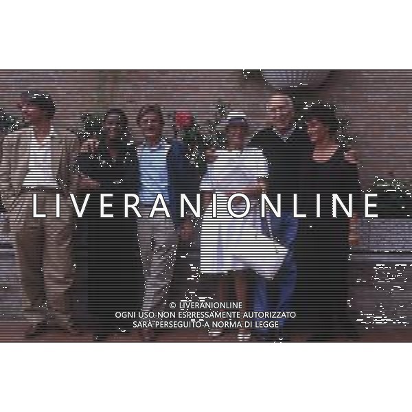 DIAP-RETROSPETTIVA RICKY TOGNAZZI ATTORE NELLA FOTO RICKY TOGNAZZI A VENEZIA NELL\'ANNO 1989 CON GIULIANO MONTALDO-GIANCARLO GIANNINI E P.FLORA PRAXO AG ALDO LIVERANI SAS 