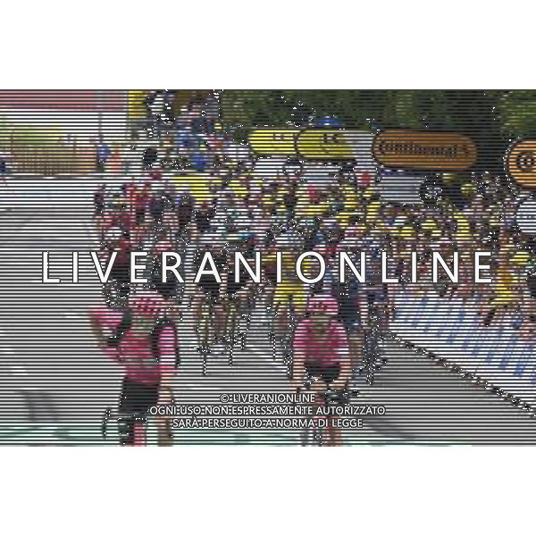 26-07-2025 Tour De France; Tappa 20 Nantua - Pontarlier; 2025, Uae Team Emirates - Xrg; 2025, Visma - Lease A Bike; Pogacar, Tadej; Van Aert, Wout; Pontarlier; ©SIROTTI - AGENZIA ALDO LIVERANI SAS