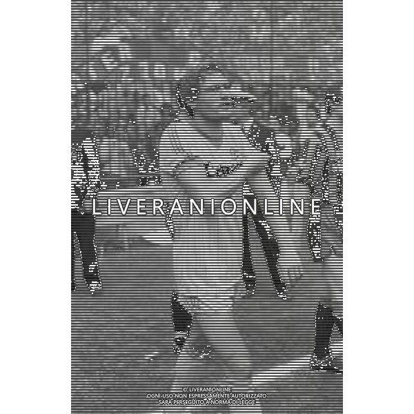 NEG-RETROSPETTIVA PREBEN LARSEN ELKJAER CALCIATORE NELLA FOTO PREBEN LARSEN ELKJAER CON LA MAGLIA DEL VERONA CALCIO AG ALDO LIVERANI SAS