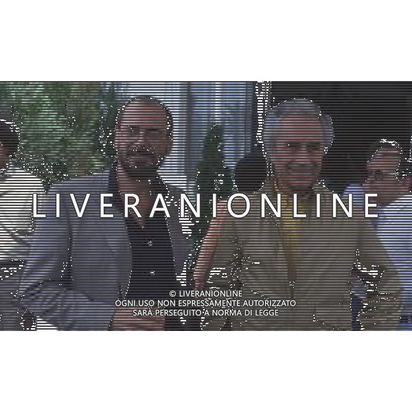 DIAP-RETROSPETTIVA MICHELANGELO ANTONIONI REGISTA NELLA FOTO MICHELANGELO ANTONIONI CON TOMAS MILLIAN A VENEZIA NELL\'ANNO 1982 AG ALDO LIVERANI SAS