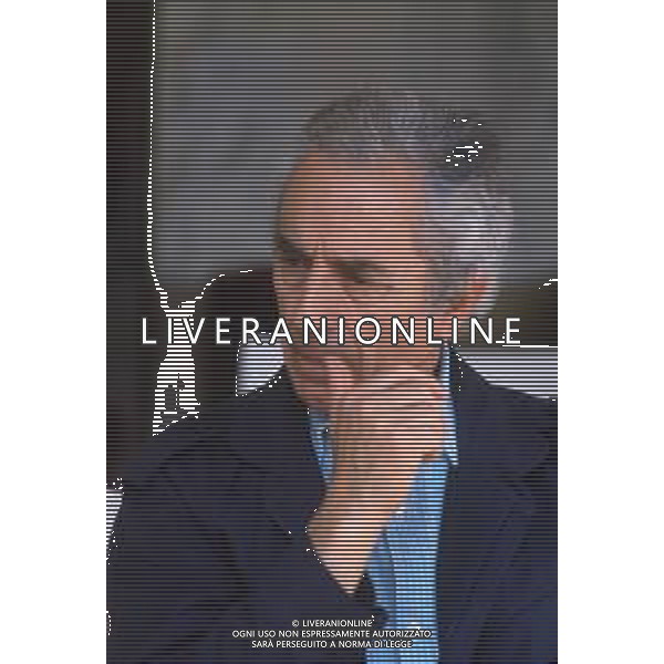 DIAP-RETROSPETTIVA MICHELANGELO ANTONIONI REGISTA NELLA FOTO MICHELANGELO ANTONIONI A CANNES NELL\'ANNO 1982 AG ALDO LIVERANI SAS