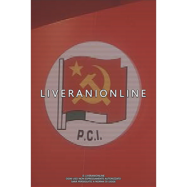 DIAP- SIMBOLO DEL PARTITO COMUNISTA ITALIANO NELLA FOTO SIMBOLO DEL PARTITO COMUNISTA ITALIANO AG ALDO LIVERANI SAS