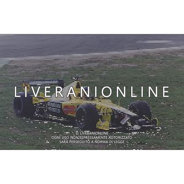 ST-RETROSPETTIVA JARNO TRULLI PILOTA F1 NELLA FOTO JARNO TRULLI PILOTA F1 JORDAN NELL\'ANNO 2001 AG CONTROLUCE-AG ALDO LIVERANI SAS 