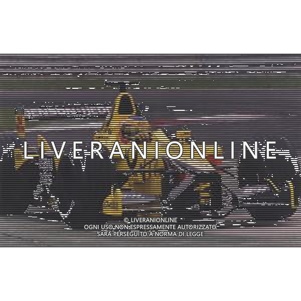 ST-RETROSPETTIVA JARNO TRULLI PILOTA F1 NELLA FOTO JARNO TRULLI PILOTA F1 JORDAN -HONDA NELL\'ANNO 2001 AG CONTROLUCE-AG ALDO LIVERANI SAS