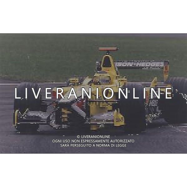 ST-RETROSPETTIVA JARNO TRULLI PILOTA F1 NELLA FOTO JARNO TRULLI PILOTA F1 JORDAN -HONDA NELL\'ANNO 2001 AG CONTROLUCE-AG ALDO LIVERANI SAS