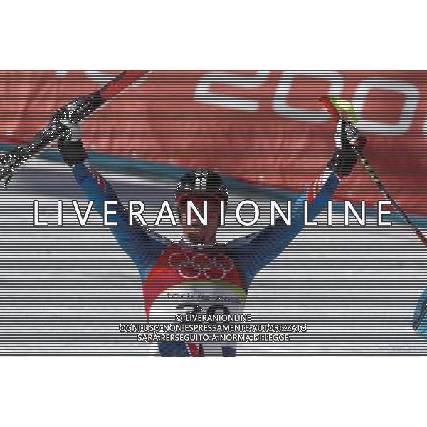 SESTRIERE 12/02/06 XX OLIMPIADI INVERNALI DISCESA LIBERA NELLA FOTO ANTOINE DENERIAZ PH GIGI ARCAINI/AG.ALDO LIVERANI