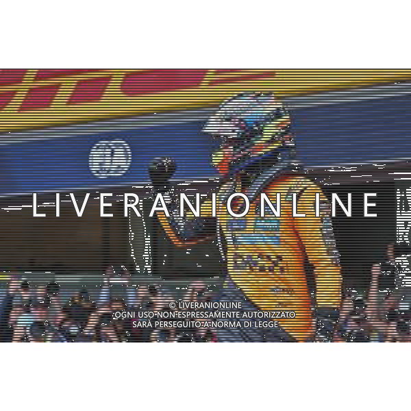 Race winner Oscar Piastri (AUS) McLaren celebrates in parc ferme. 27.07.2025. Formula 1 World Championship, Rd 13, Belgian Grand Prix, Spa Francorchamps, Belgium, Race Day. - www.xpbimages.com, EMail: requests@xpbimages.com © Copyright: Batchelor / XPB Images ONLY ITALY-AG ALDO LIVERANI SAS