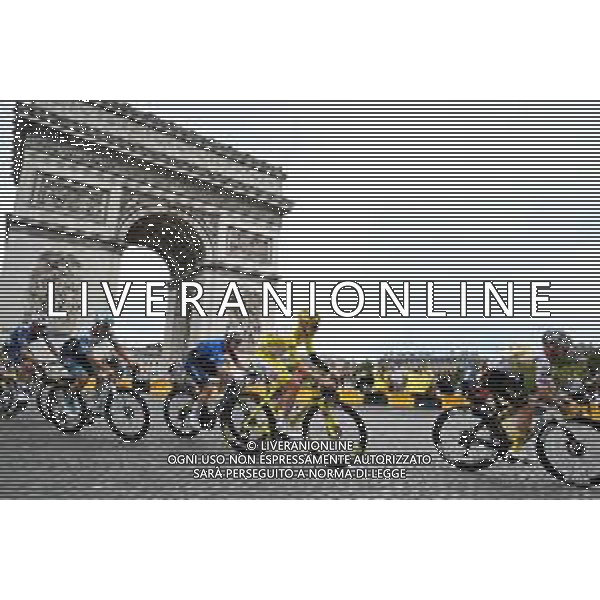 27-07-2025 Tour De France; Tappa 21 Mantes La Ville - Paris; 2025, Uae Team Emirates - Xrg; Pogacar, Tadej; Paris - Arc De Triomphe; ©SIROTTI - AGENZIA ALDO LIVERANI SAS