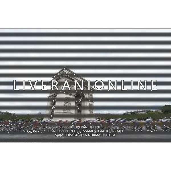 27-07-2025 Tour De France; Tappa 21 Mantes La Ville - Paris; Paris - Arc De Triomphe; ©SIROTTI - AGENZIA ALDO LIVERANI SAS