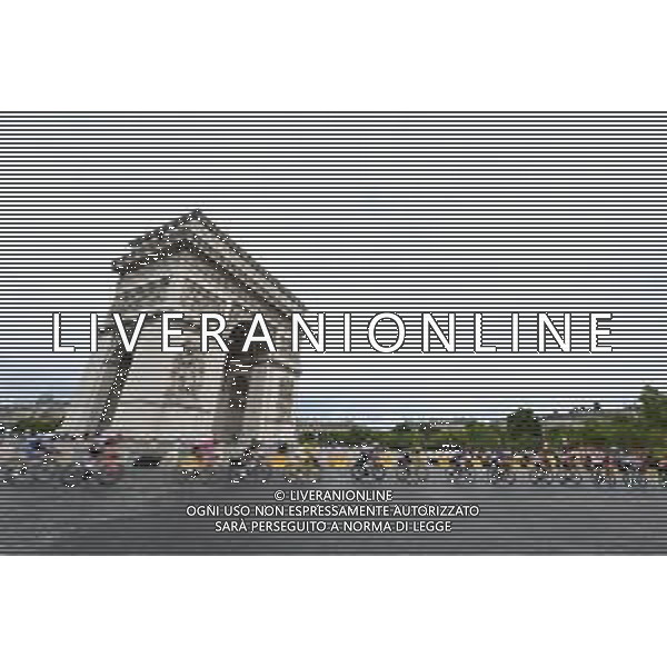 27-07-2025 Tour De France; Tappa 21 Mantes La Ville - Paris; 2025, Uae Team Emirates - Xrg; Pogacar, Tadej; Paris - Arc De Triomphe; ©SIROTTI - AGENZIA ALDO LIVERANI SAS