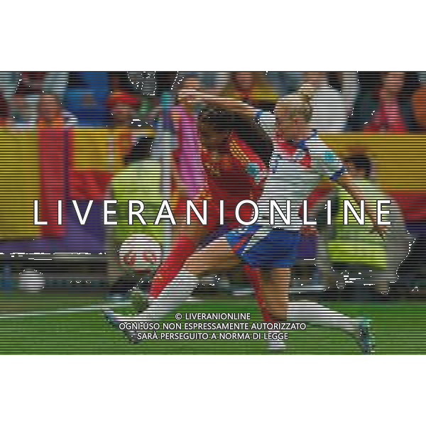 TVEM July 27, 2025 Basel, Switzerland - England vs Spain - Women\'s UEFA Euro 2025 Final match - St. Jakob-Park. In the pic: Vicky Lopez of Spain in action against Alex Greenwood of England ©Federico Gaetano - AGENZIA ALDO LIVERANI SAS