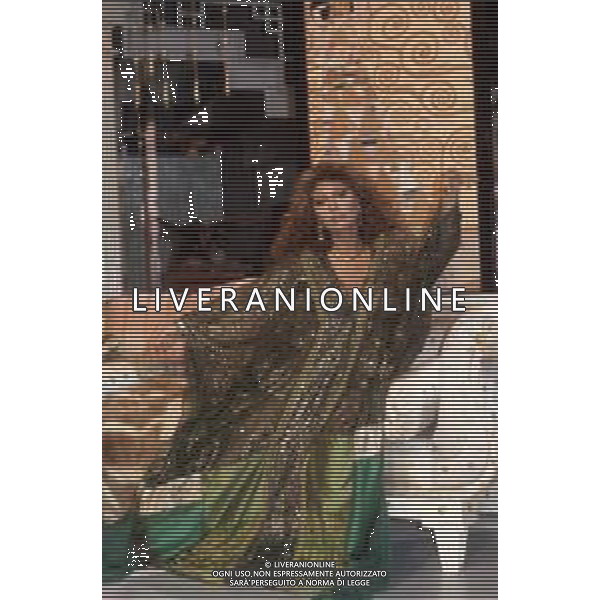 DIAP-RETROSPETTIVA ALIDA CHELLI ATTRICE NELLA FOTO ALIDA CHELLI NELLA TRASMISSIONE TELEVISIVA “METROPOLIS “ NELL\'ANNO 1985 FOTO EDGARDO DELLA SCORCIOSA-AG ALDO LIVERANI SAS