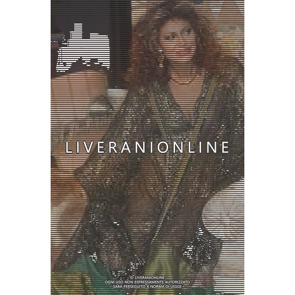 DIAP-RETROSPETTIVA ALIDA CHELLI ATTRICE NELLA FOTO ALIDA CHELLI NELLA TRASMISSIONE TELEVISIVA “METROPOLIS “ NELL\'ANNO 1985 FOTO EDGARDO DELLA SCORCIOSA-AG ALDO LIVERANI SAS